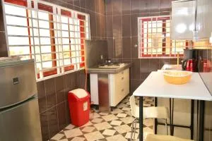 Franco joy AIR B&B - Pokuase