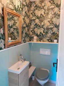 Jolie maison avec piscine en centre village