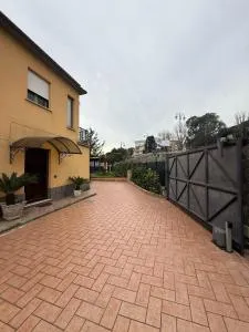 Da Zi Fabiola alla stazione - فليتري