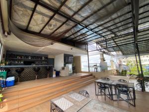 Smart Condo-UPTOWN CDO