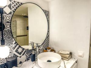 Appartements Luxurious century-old house with modern decor : photos des chambres
