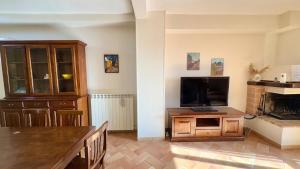 Sunflower near the center with Private Parking