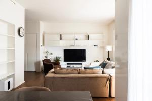 Youhosty - Keplero 10