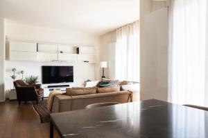 Youhosty - Keplero 10