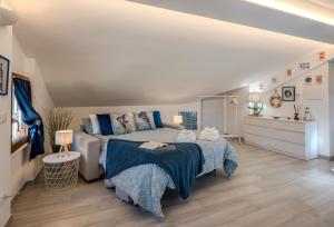 Mansarda al mare by PortofinoVacanze