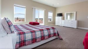 Kanab Family Home With Amazing Red Rock Views Pets OK