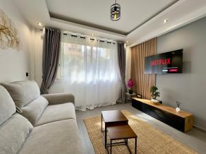 Cannes Évasion by SCLS Locations