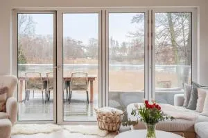 Luxury villa with spa and private lake - Tullinge