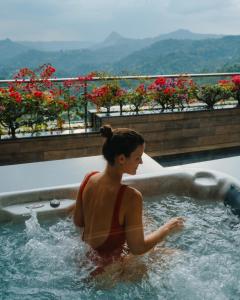 The Panoramic Getaway