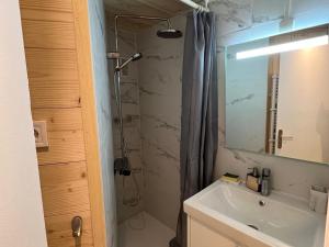 Studio rénové à Tignes, proche pistes, balcon, animaux acceptés - FR-1-502-417