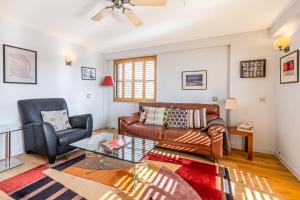 Central Covent Garden 1BR Flat with Balcony