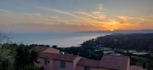 Villa LE BELVEDERE superbe vue mer