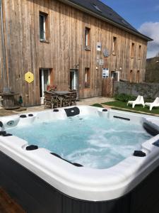Maisons de vacances Gite de l-abreuvoir N 2 pour 8 personnes : Maison 3 Chambres