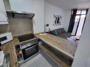 Summerland 13 - Studio