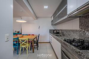 Apto Vista Mar com churrasqueira BBH1003