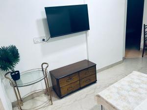 2bhk with Pvt Decks near sea