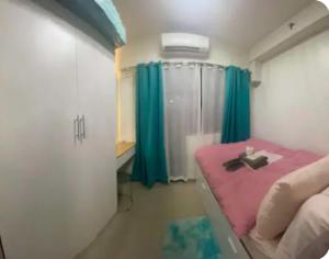 Modern Comfort at Shore 2 MOA