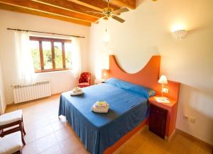 Cas Cavaller Family & Friends Retreat