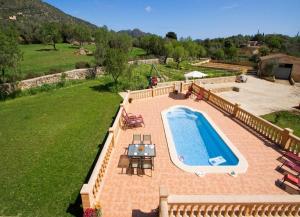 Cas Cavaller Family & Friends Retreat