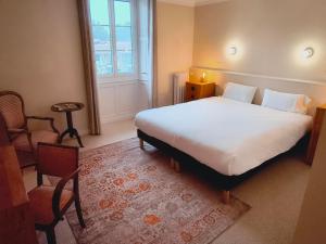 Hotels Grand Hotel de la Poste : photos des chambres