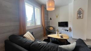 Jaune Génépi - 4 personnes - 49m2 et 17m2 terrasse