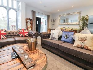 Knights Corner Stanhope Castle