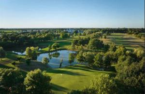 Appartements Appartement 68 m2 vue Golf et Piscine : photos des chambres