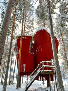 Haven Islands incredible treehouse on private island