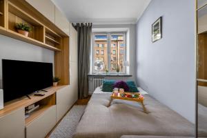 Downtown Studio - Top Location, Metro&Trams Nearby - by Rentujemy
