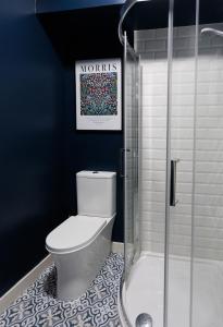 Upper Eastside - King bed & Free bikes