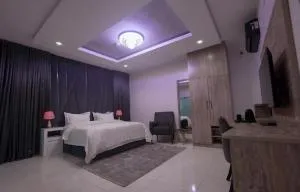 Tofana Hotel and suites, Plot 894, Victor Morris street Mabushi FCT, Abuja - Mobushipe