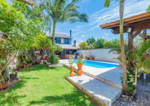 C109 Casa grande com piscina privada para até 15 pessoas