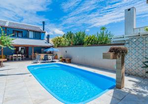 C109 Casa grande com piscina privada para até 15 pessoas