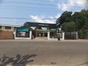 Sanford Hotel & Restaurant Colombo - Усветакейява