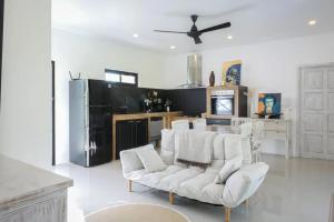 Spacious Villa Agniya 2Br Private Pool in Maenam