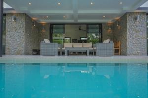 Spacious Villa Agniya 2Br Private Pool in Maenam