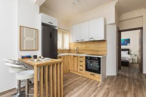 Tropical & Faces by Nest