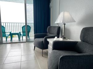 Lani Kai Island Resort