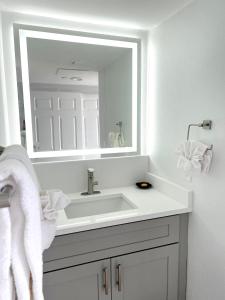 Lani Kai Island Resort