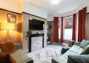 Spacious 4-bedroom Home Free Parking Sleeps 10 - Wavertree