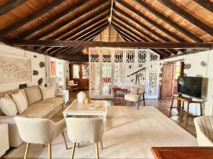 Casa Jarana, Private House with Jacuzzi near the Sea