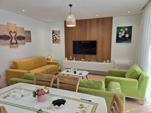 Rozanas sweet home, San Pietro, Gjiri i Lalzit