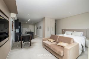 Studio aconchegante próx a praia de Jurerê ELU207