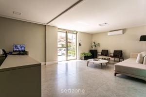 ELUs - Prédio com Piscina Rooftop a 350m da Praia!