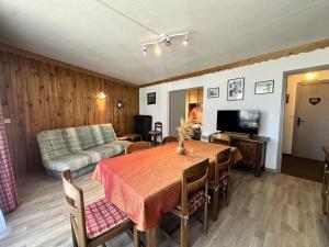 Résidence Les Arolles - Spacieux deux pièces pied des pistes MAE-0484