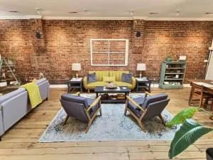 R and R Guest House - Brookfield