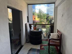 Quarto com banheiro privativo 2km do centro