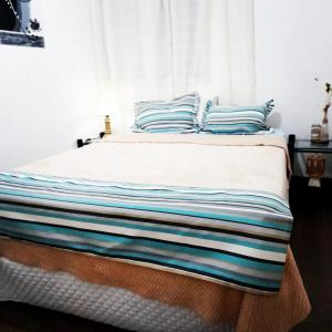 Casa entera con quincho Village