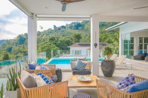 Botan Villa 3BR PoolGarden & Sea View in Chaweng