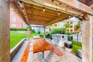 Dawn Beach Condominiums #1021